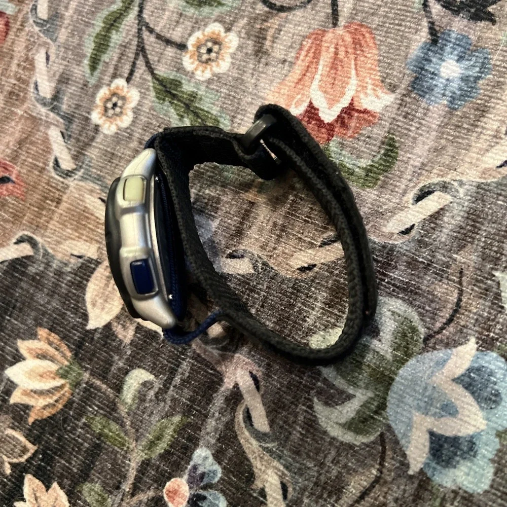 Timex Ironman Shock Indiglo WR200m Adjustable Nylon Hook & Loop Watch Band Works